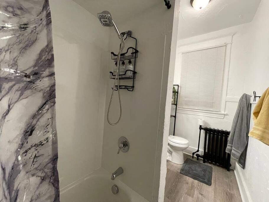 Ferienwohnung Lovely 2Br W Office Space - King Bed & Alexa Pittsburgh Exterior foto